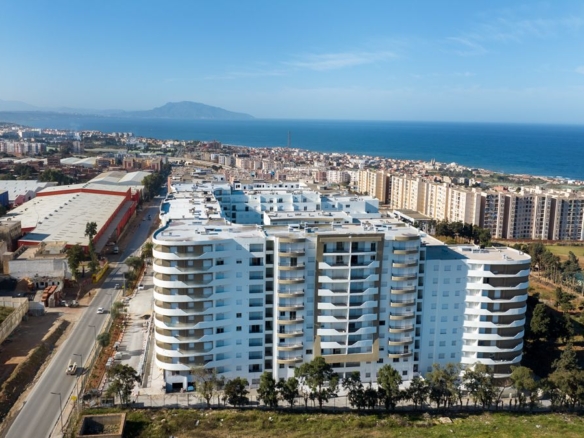 Four-room flat for sale in Bou Ismail