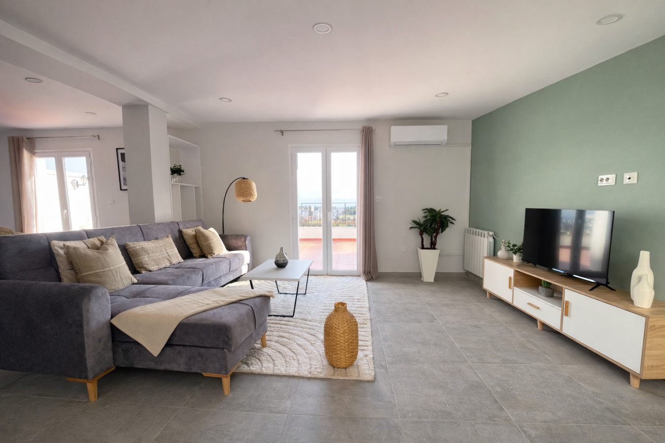 Appartement de luxe 3pièces à Dely Brahim