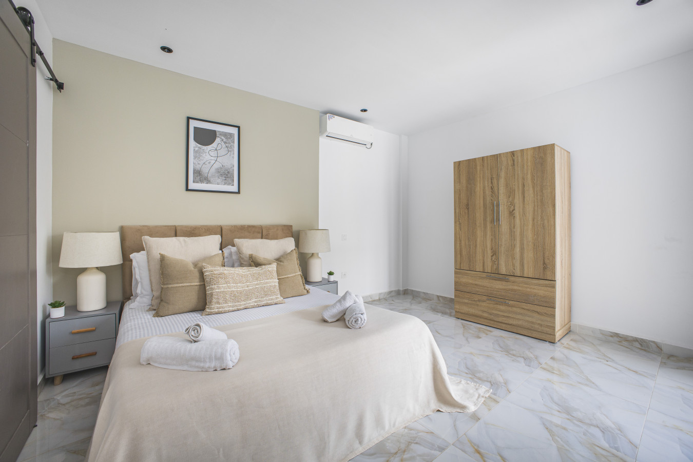 Élégant Appartement de 4 pièces à Birkhadem