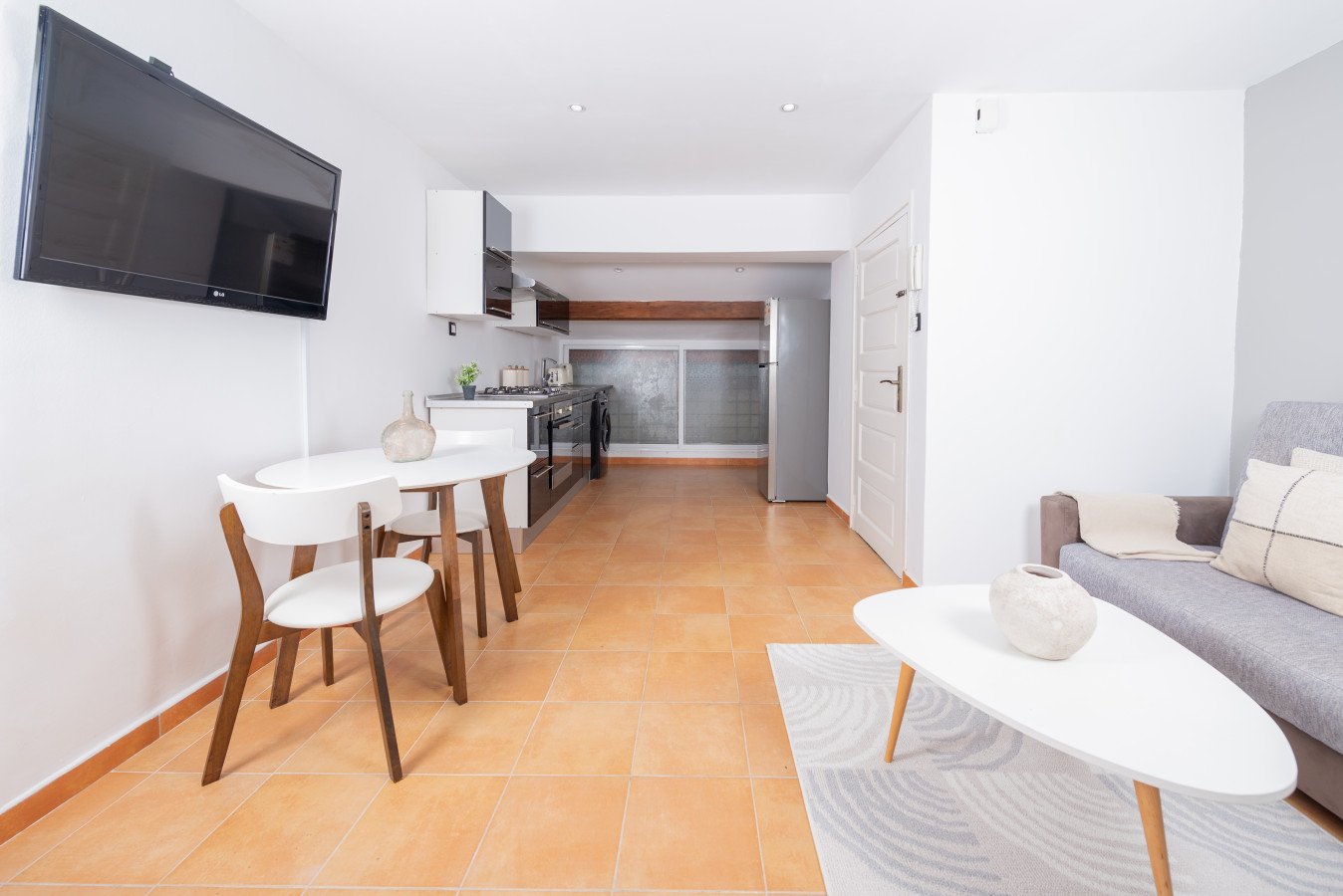 469935_6 Appartement prestigieux de 2 pièces à Hydra