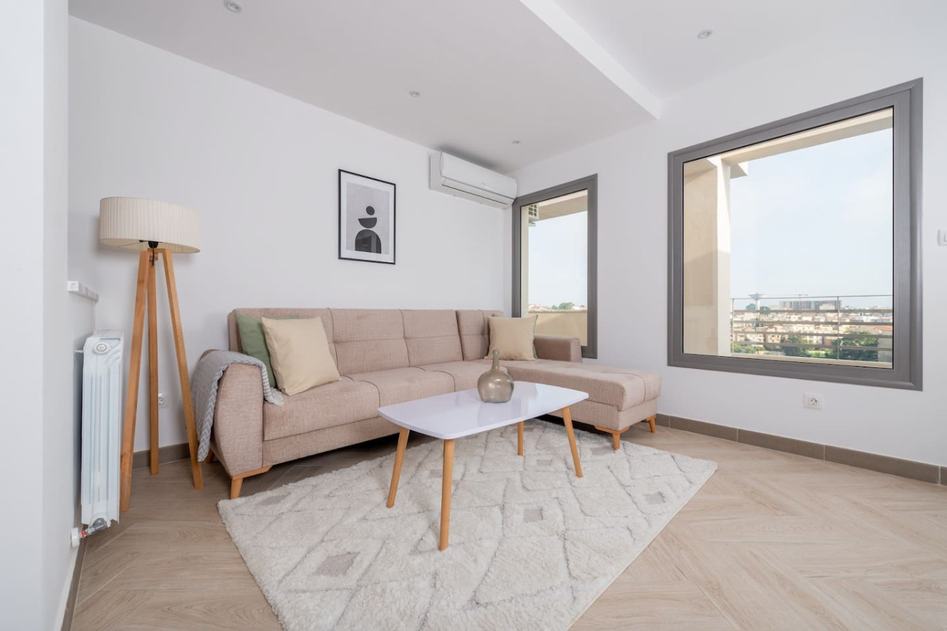 Majestueux appartement de 3 chambres à Mouradia