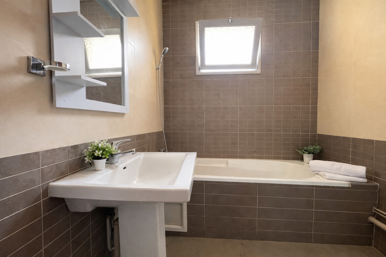 513434_5 Splendide appartement 3 pièces à Hydra