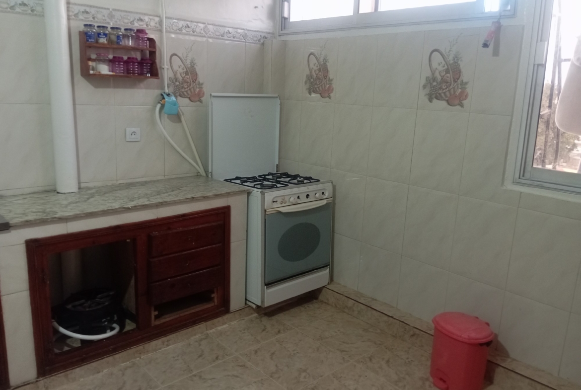 Un F3 à Beb Ezzouar, Alger